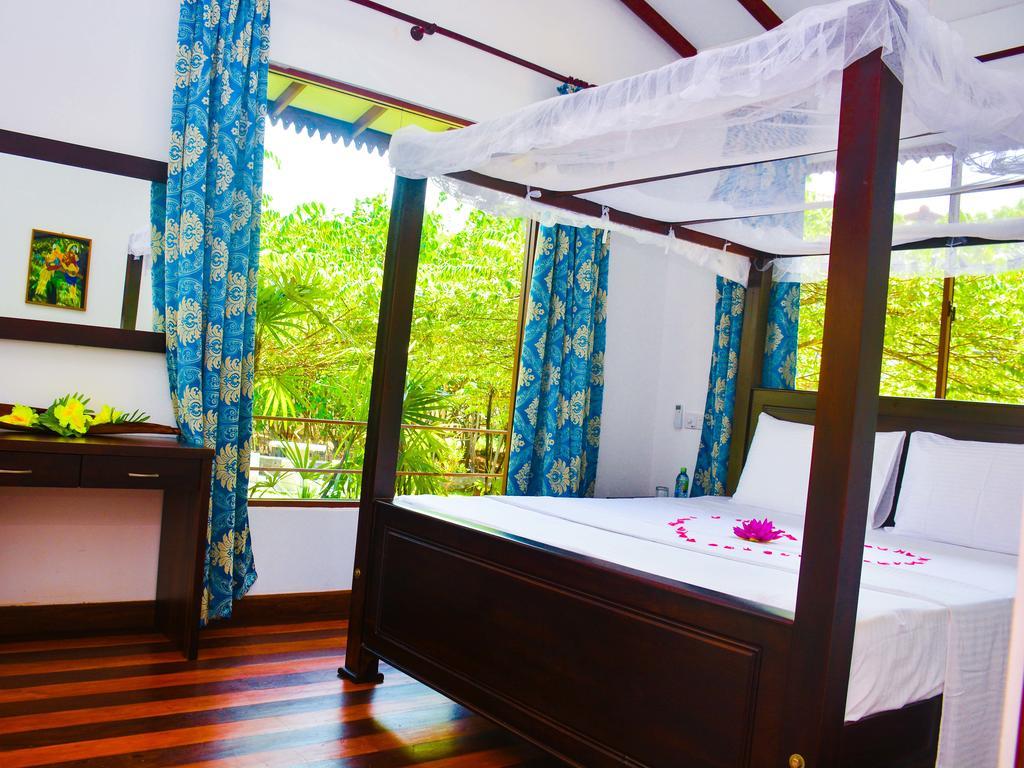 Mass Eco Cabana Yoga & Spa - Unawatuna Bed & Breakfast Exterior photo